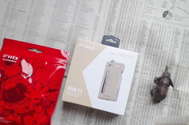 复古收音机重生！飞傲RR11解锁耳放解码双模HiFi新玩法