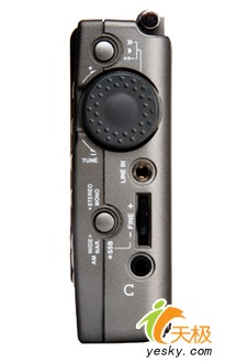 德劲专业级收音机与数码MP3完美结合